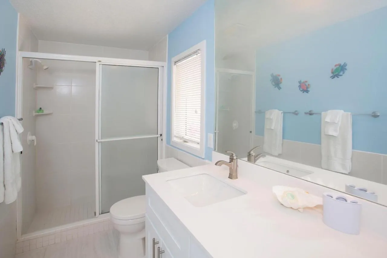 Two Rainbows By Grand Cayman Villas & Condos Driftwood Village Ferienhaus