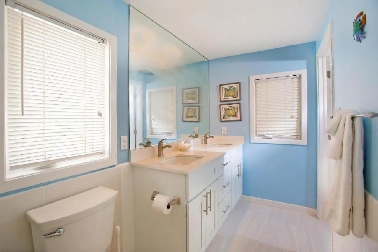Ferienhaus Two Rainbows By Grand Cayman Villas & Condos Driftwood Village